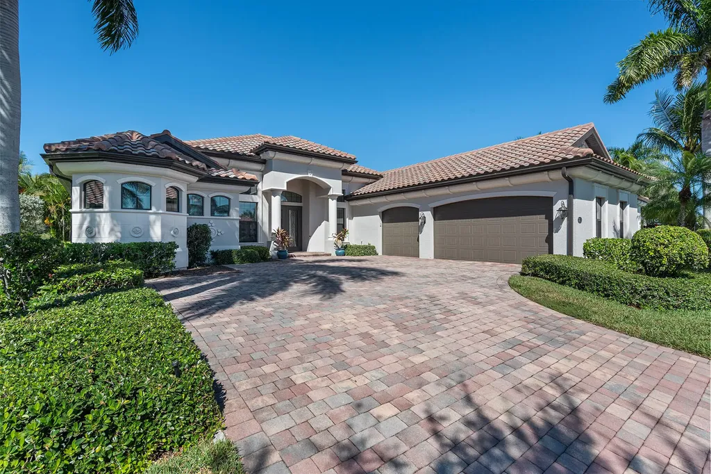 3273 Runaway Lane Naples FL 34114