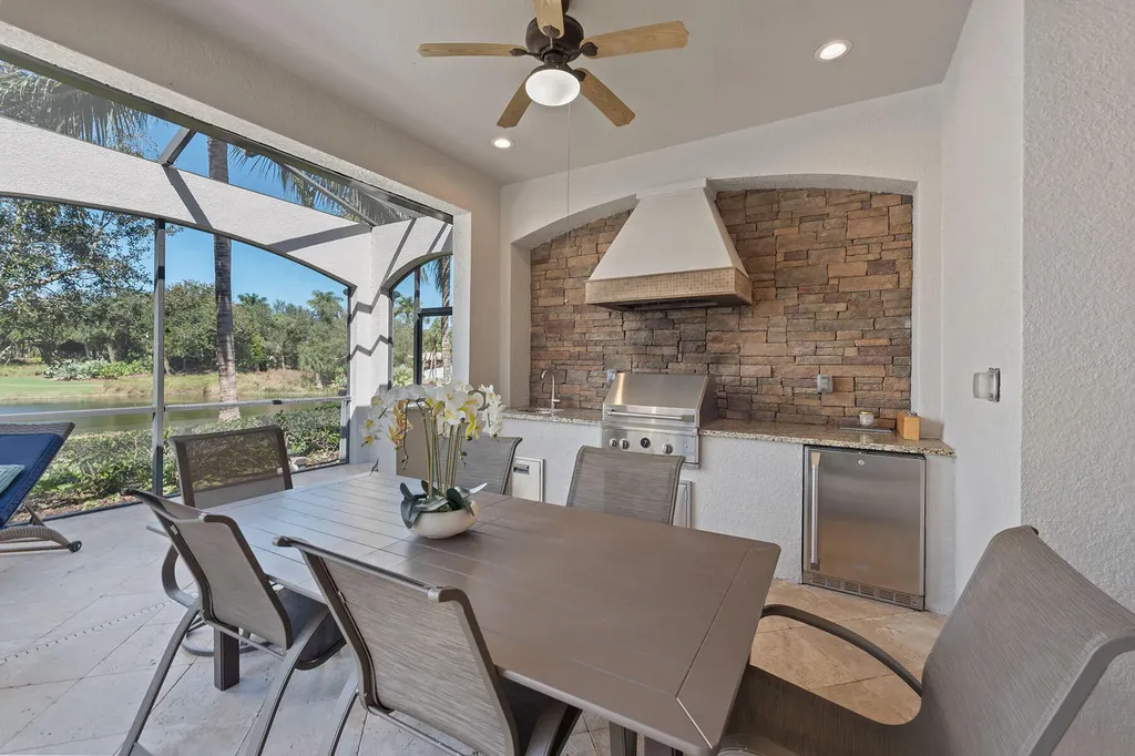 3273 Runaway Lane Naples FL 34114