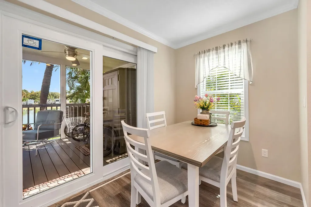 1113 Diamond Lake Circle Naples FL 34114