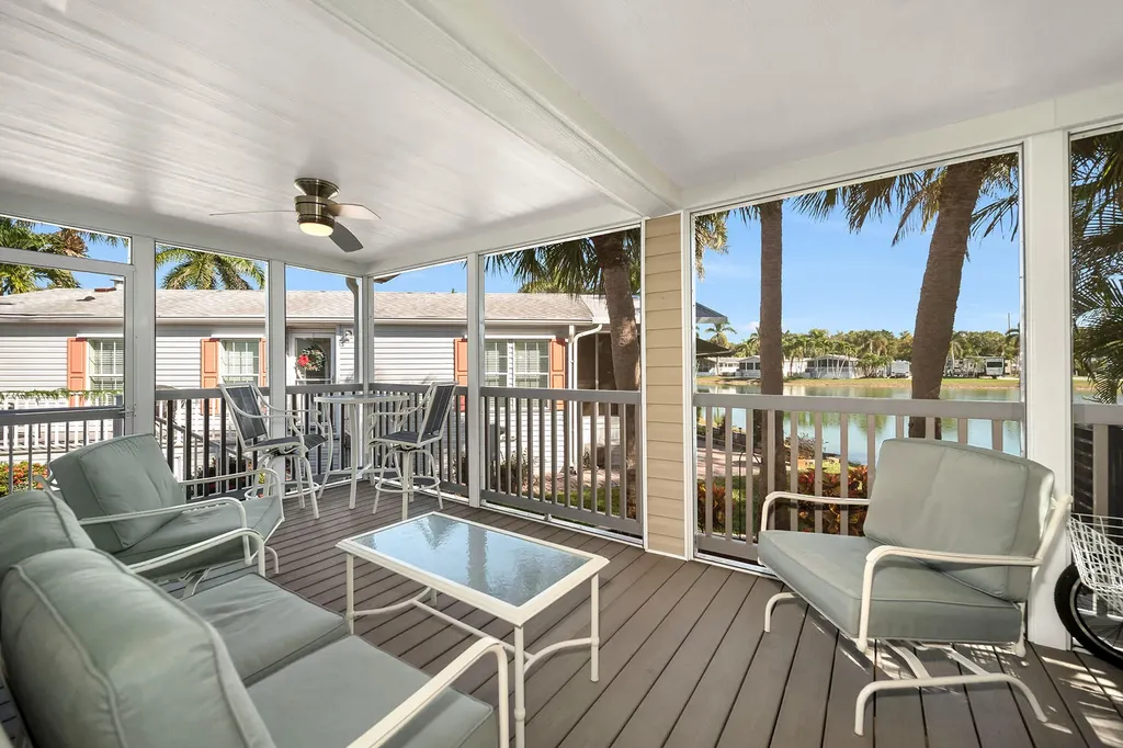 1113 Diamond Lake Circle Naples FL 34114