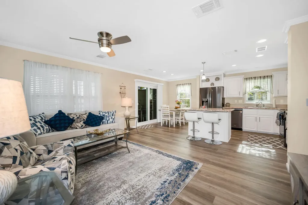 1113 Diamond Lake Circle Naples FL 34114