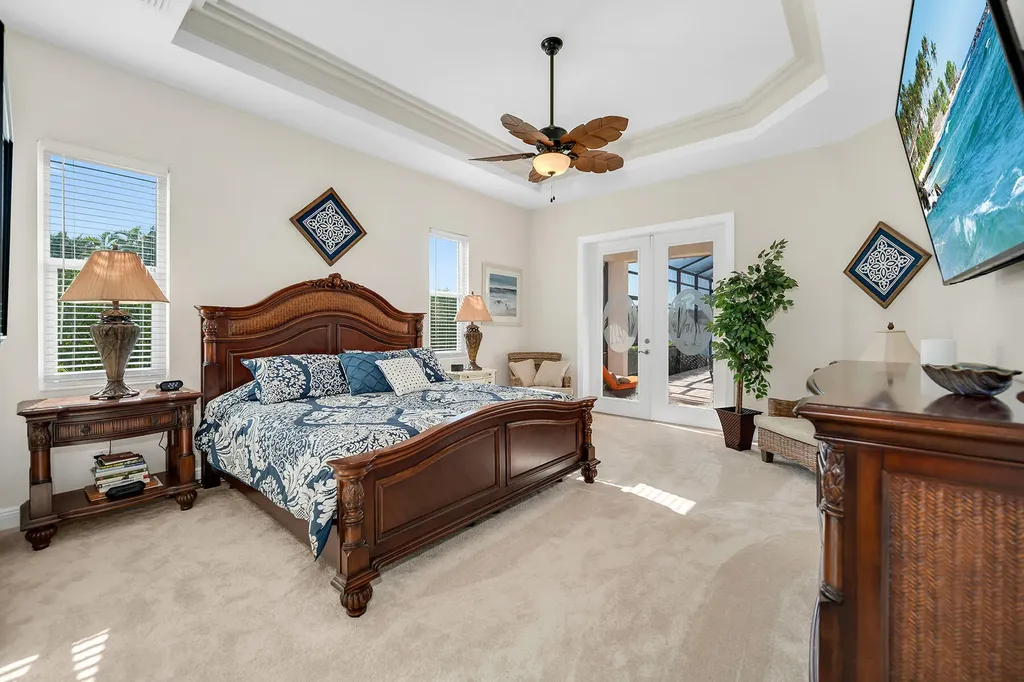 18031 Royal Tree Parkway Naples FL 34114