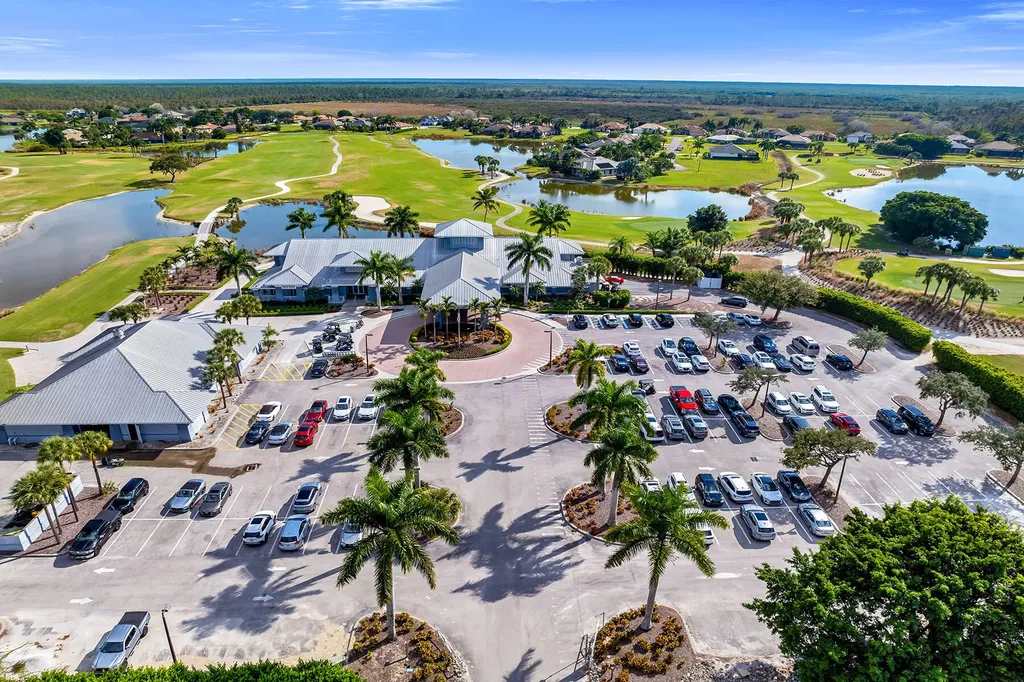 18031 Royal Tree Parkway Naples FL 34114