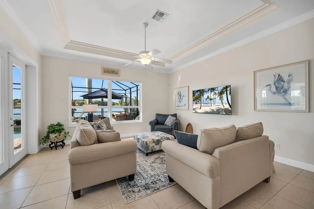 18031 Royal Tree Parkway Naples FL 34114