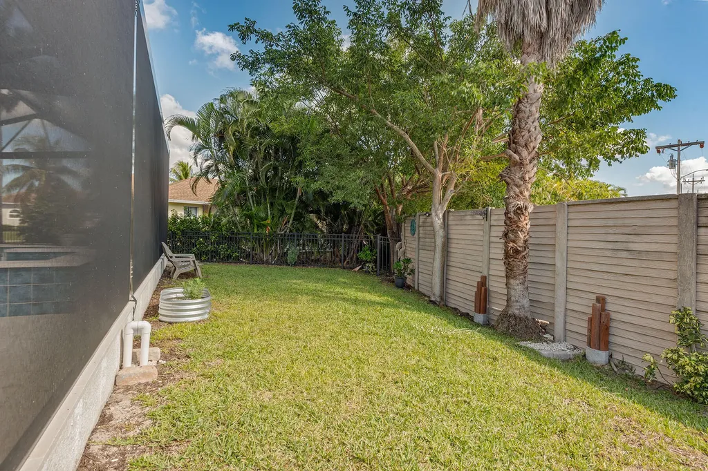 1717 N Bahama Avenue Marco Island FL 34145