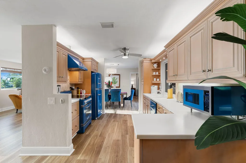 568 Tigertail Court Marco Island FL 34145