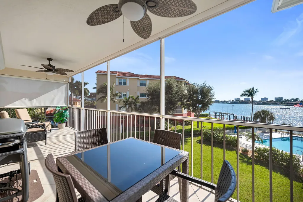 816 W Elkcam Circle Marco Island FL 34145