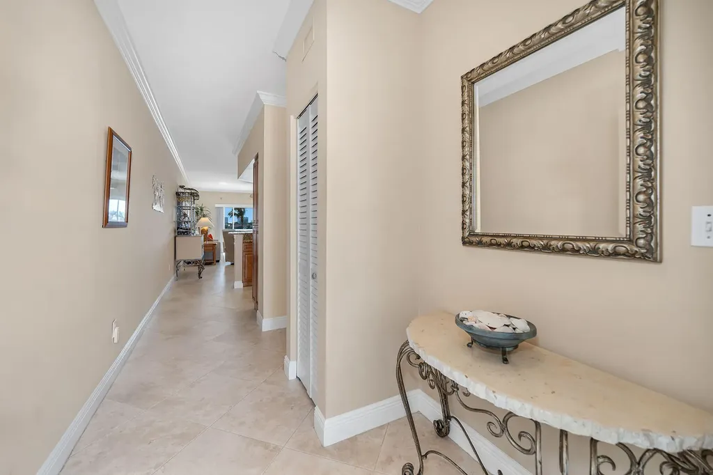 816 W Elkcam Circle Marco Island FL 34145