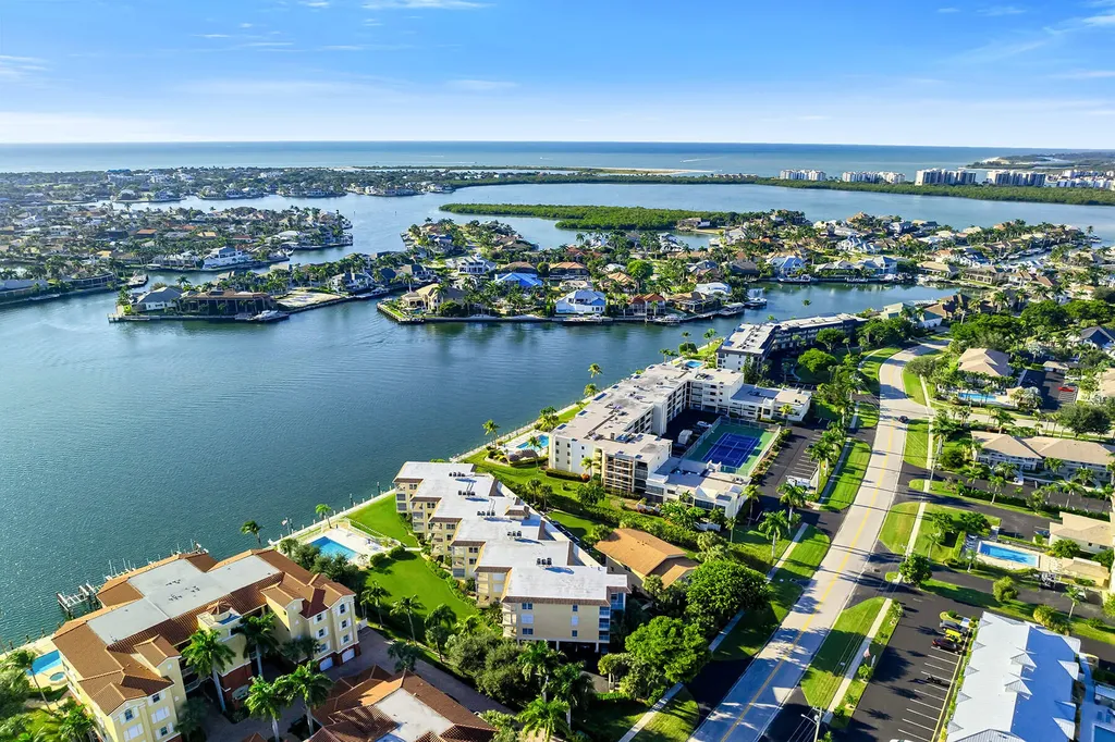 816 W Elkcam Circle Marco Island FL 34145