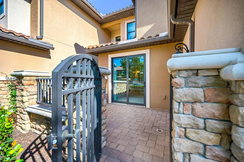 15256 Zeno Way Naples FL 34114