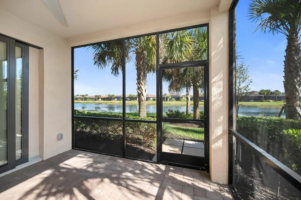 15256 Zeno Way Naples FL 34114