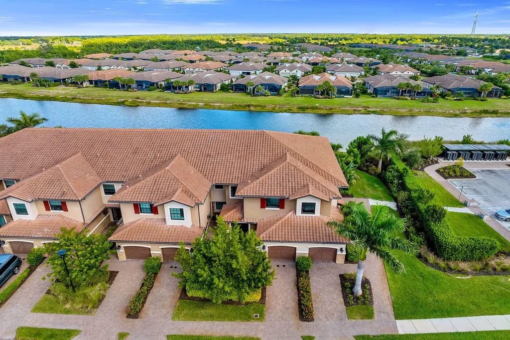 15256 Zeno Way Naples FL 34114