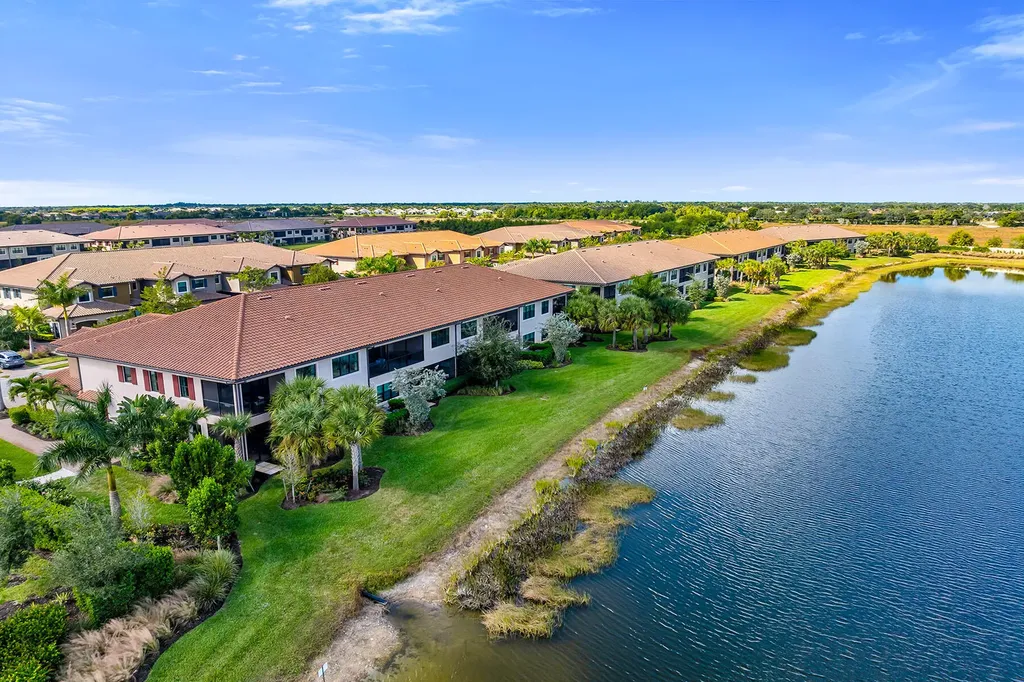 15256 Zeno Way Naples FL 34114