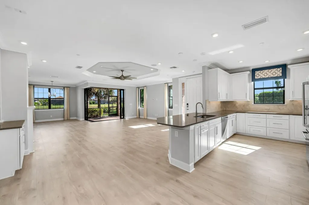 15256 Zeno Way Naples FL 34114