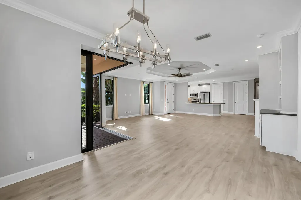 15256 Zeno Way Naples FL 34114