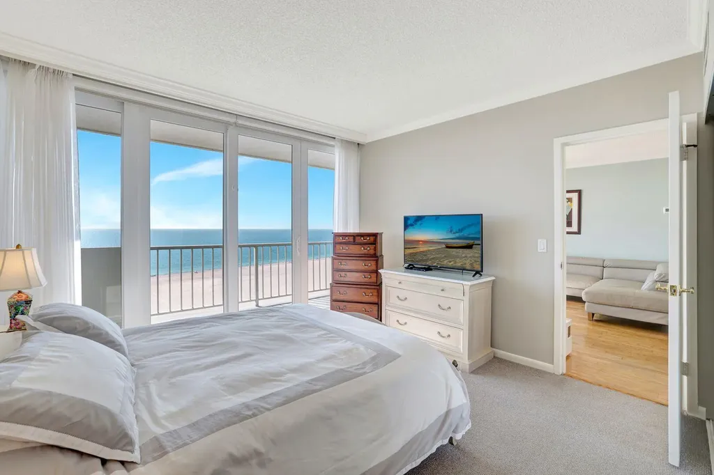 140 Seaview Court Marco Island FL 34145