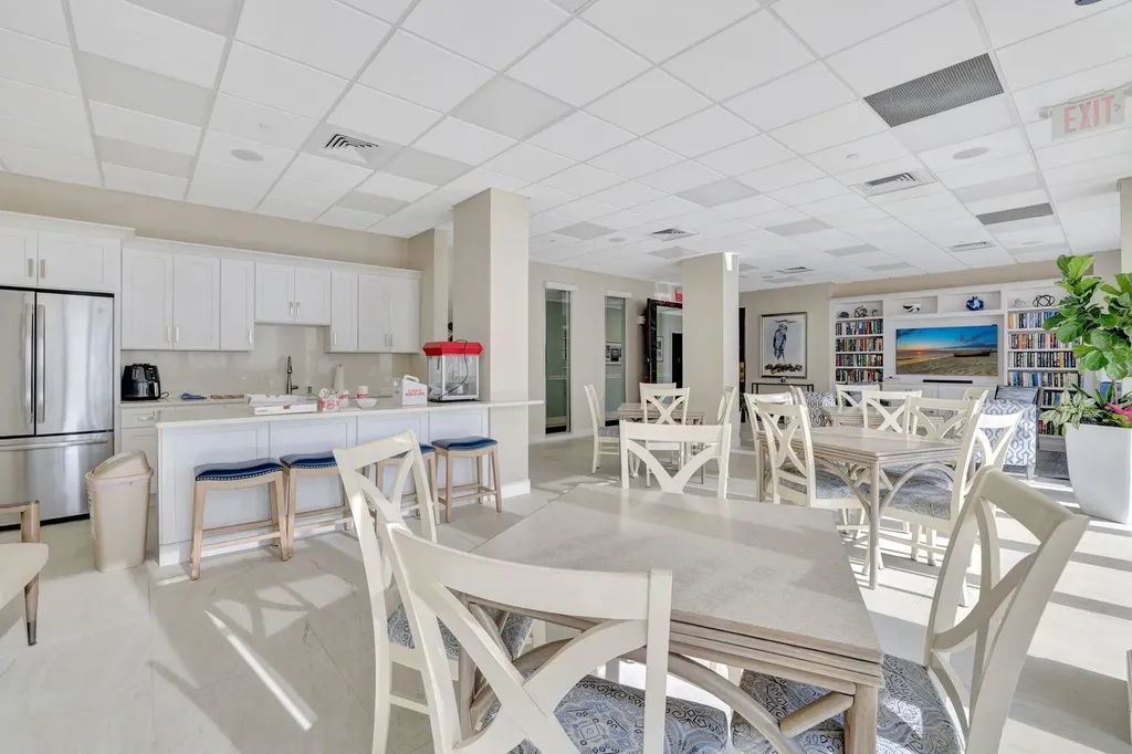 140 Seaview Court Marco Island FL 34145