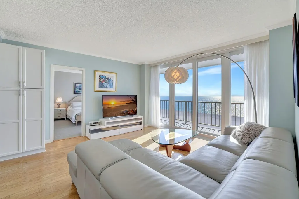 140 Seaview Court Marco Island FL 34145