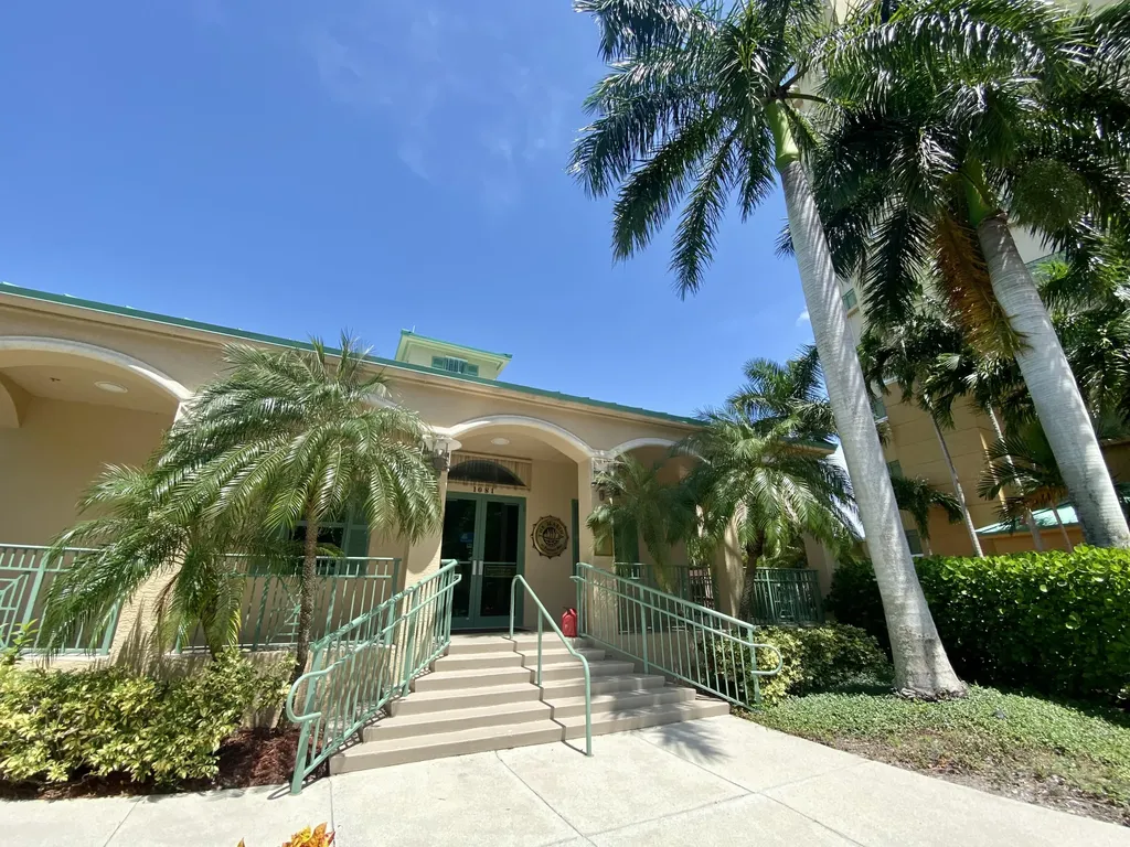 1081 Bald Eagle Drive Marco Island FL 34145