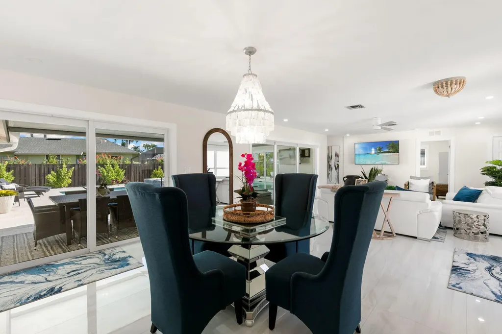 321 Columbus Way Marco Island FL 34145