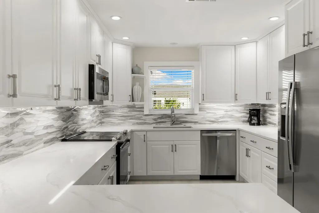 321 Columbus Way Marco Island FL 34145