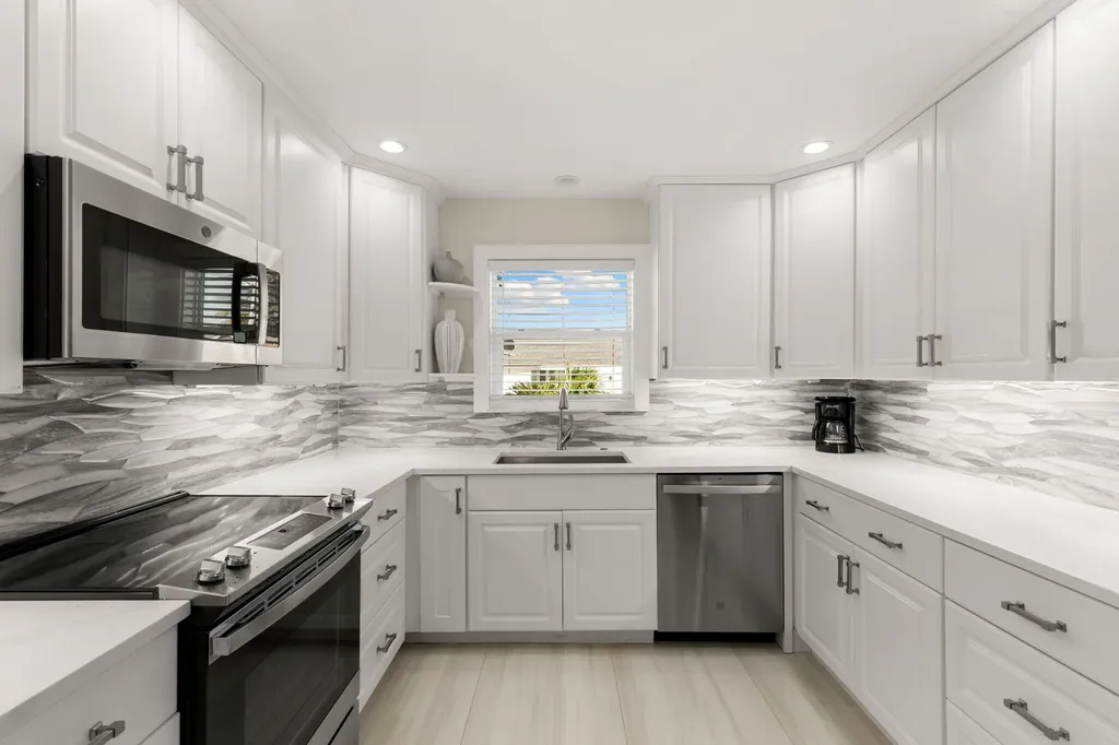 321 Columbus Way Marco Island FL 34145