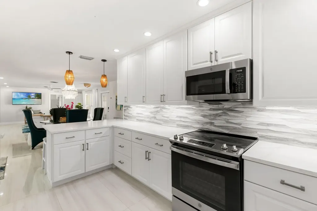 321 Columbus Way Marco Island FL 34145