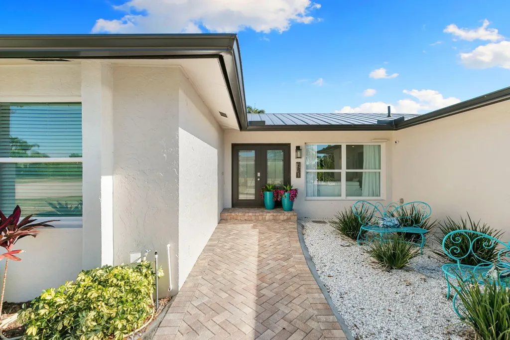 321 Columbus Way Marco Island FL 34145