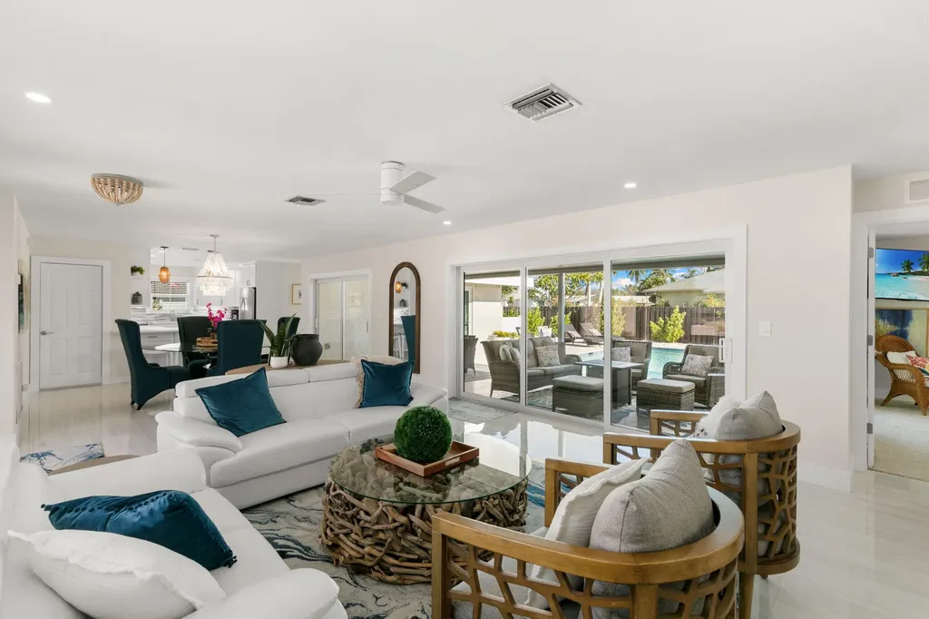 321 Columbus Way Marco Island FL 34145