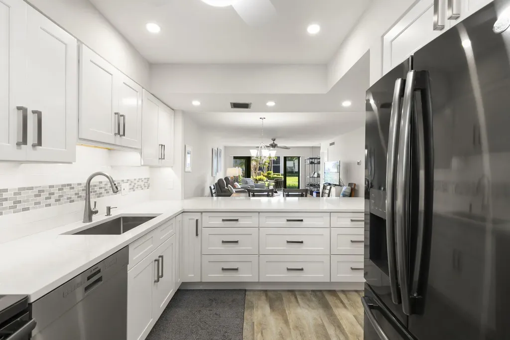 991 Collier Court Marco Island FL 34145