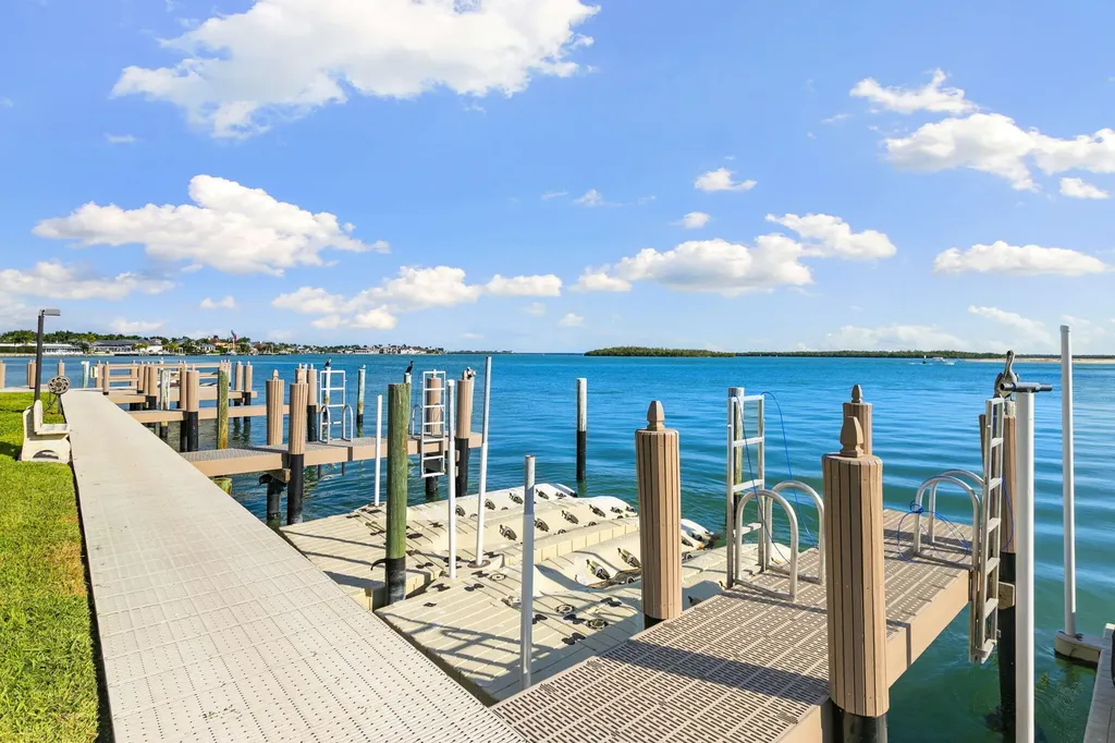 991 Collier Court Marco Island FL 34145