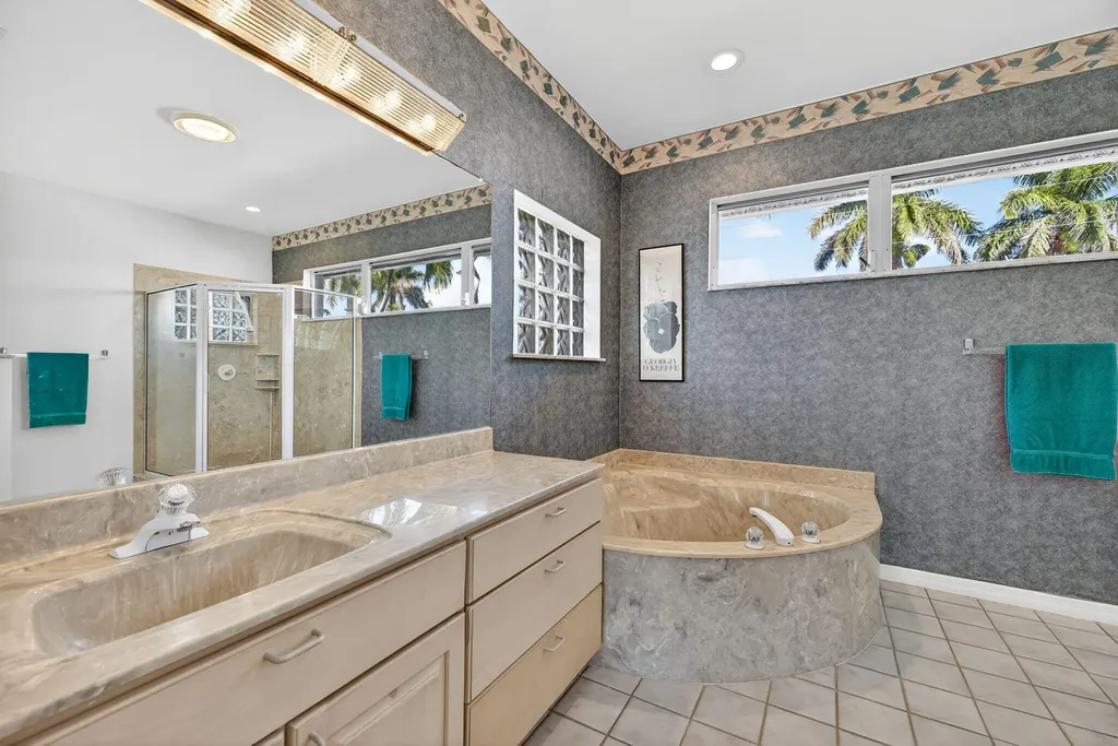 489 Adirondack Court Marco Island FL 34145