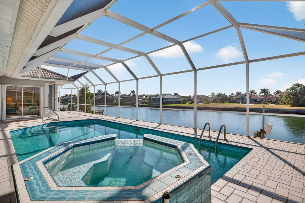 489 Adirondack Court Marco Island FL 34145