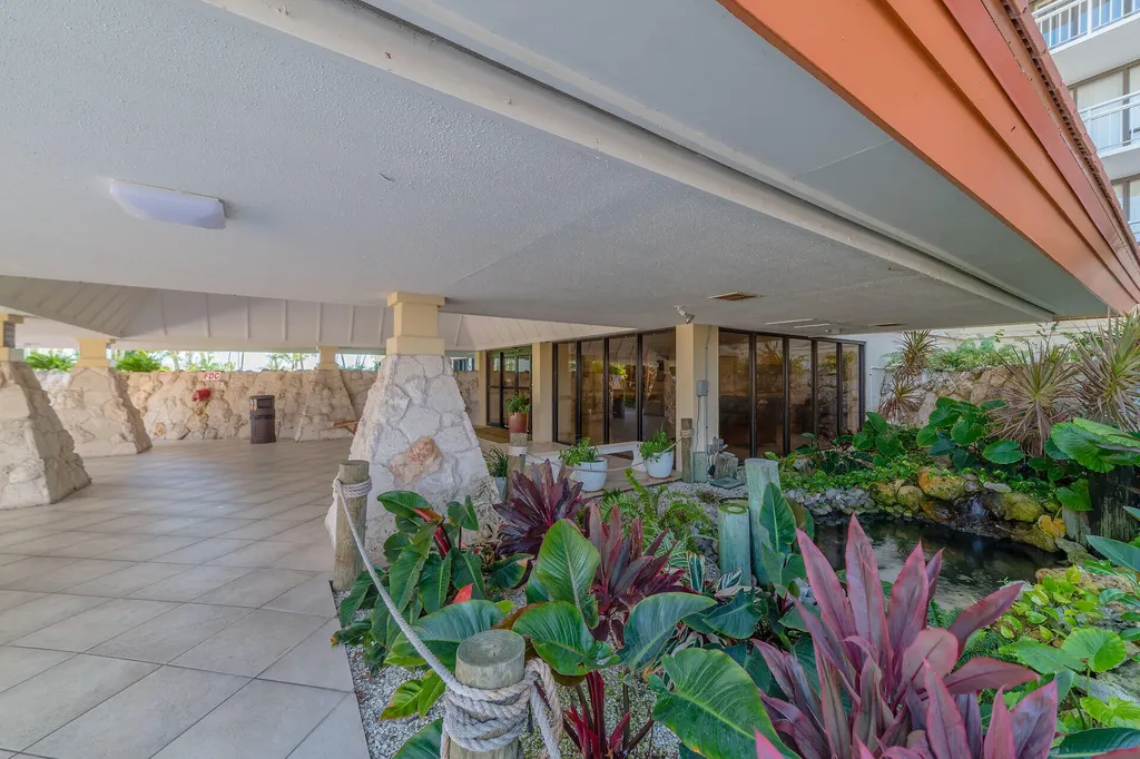 180 Seaview Court Marco Island FL 34145