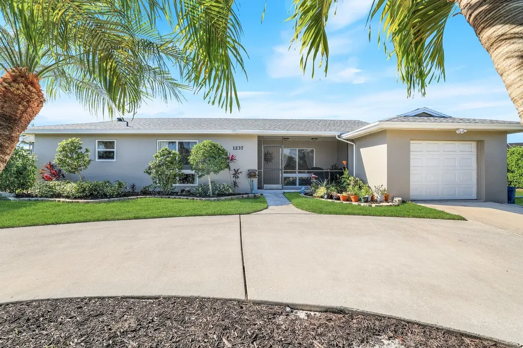 1237 Jamaica Road Marco Island FL 34145