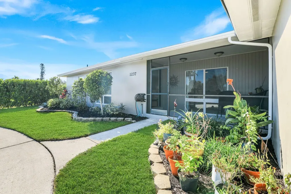 1237 Jamaica Road Marco Island FL 34145