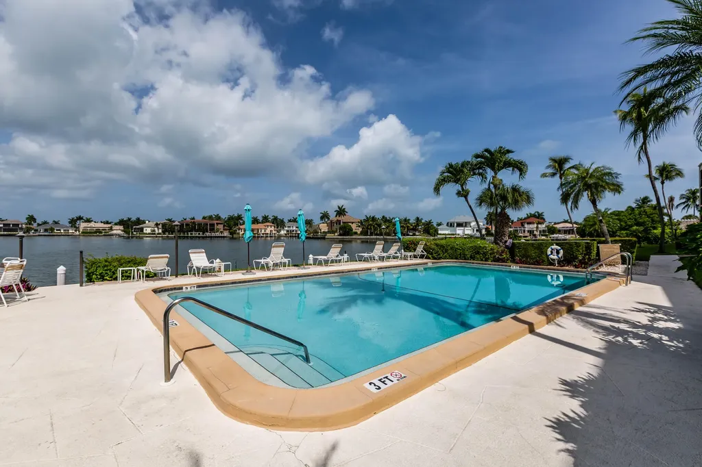 838 W Elkcam Circle Marco Island FL 34145