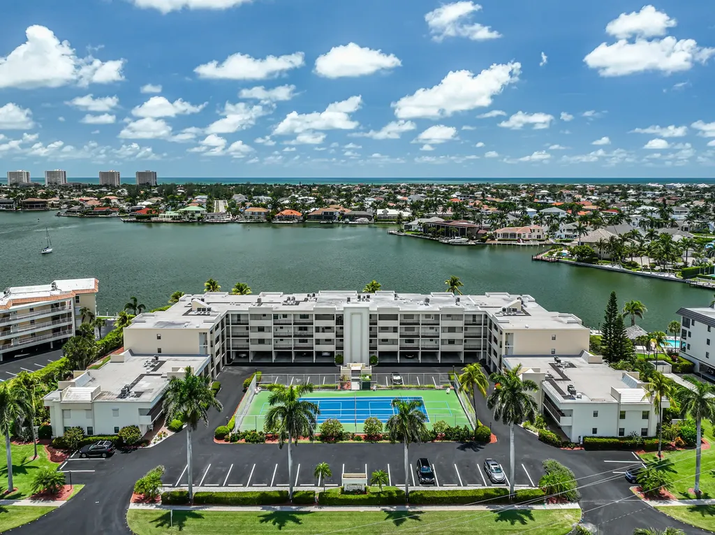 838 W Elkcam Circle Marco Island FL 34145