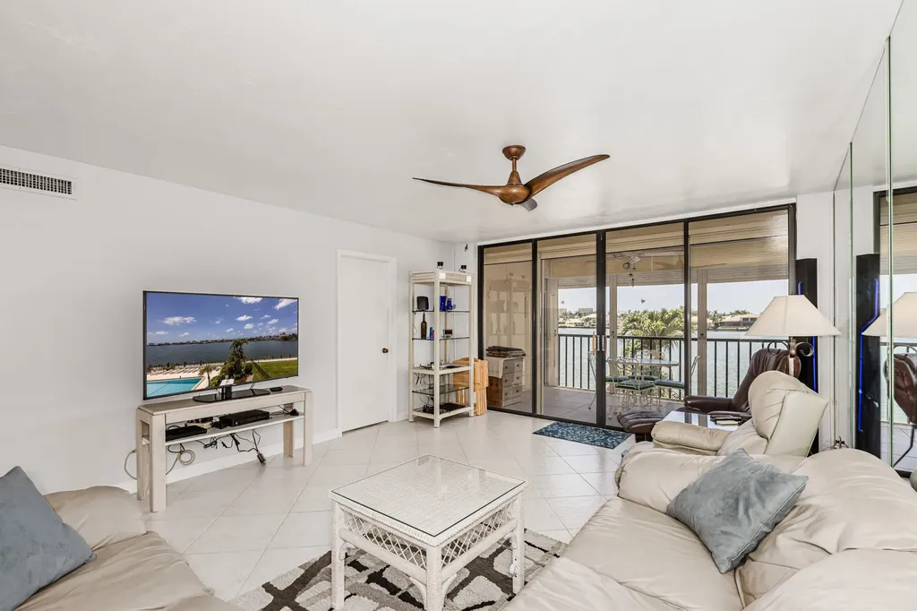 838 W Elkcam Circle Marco Island FL 34145