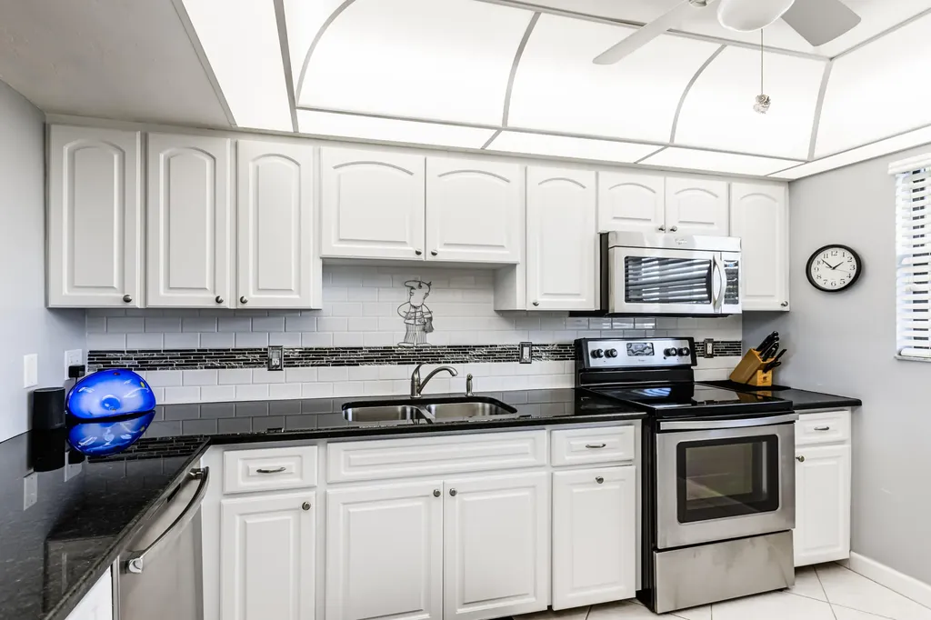 838 W Elkcam Circle Marco Island FL 34145