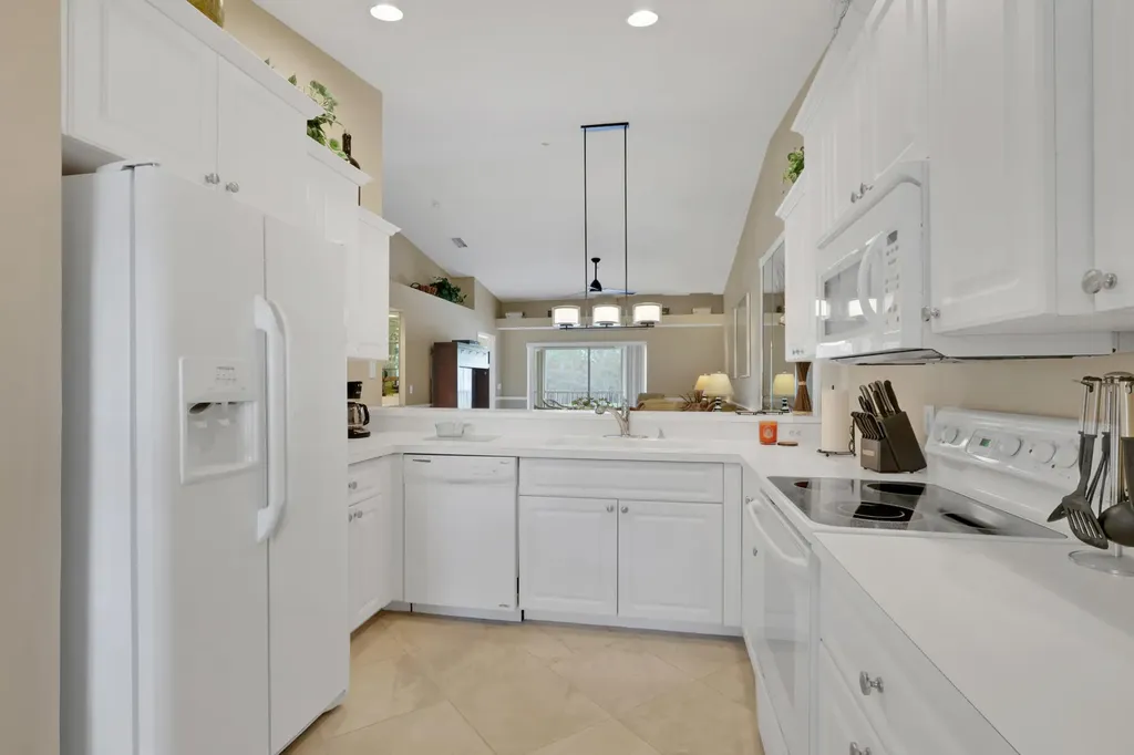 8640 Cedar Hammock Circle Naples FL 34112