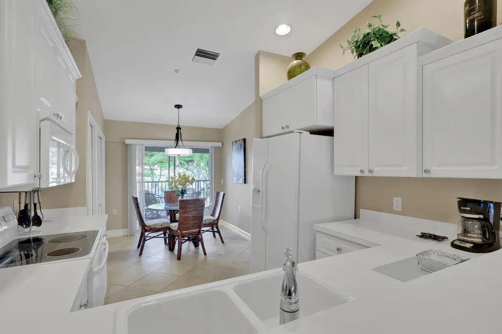 8640 Cedar Hammock Circle Naples FL 34112