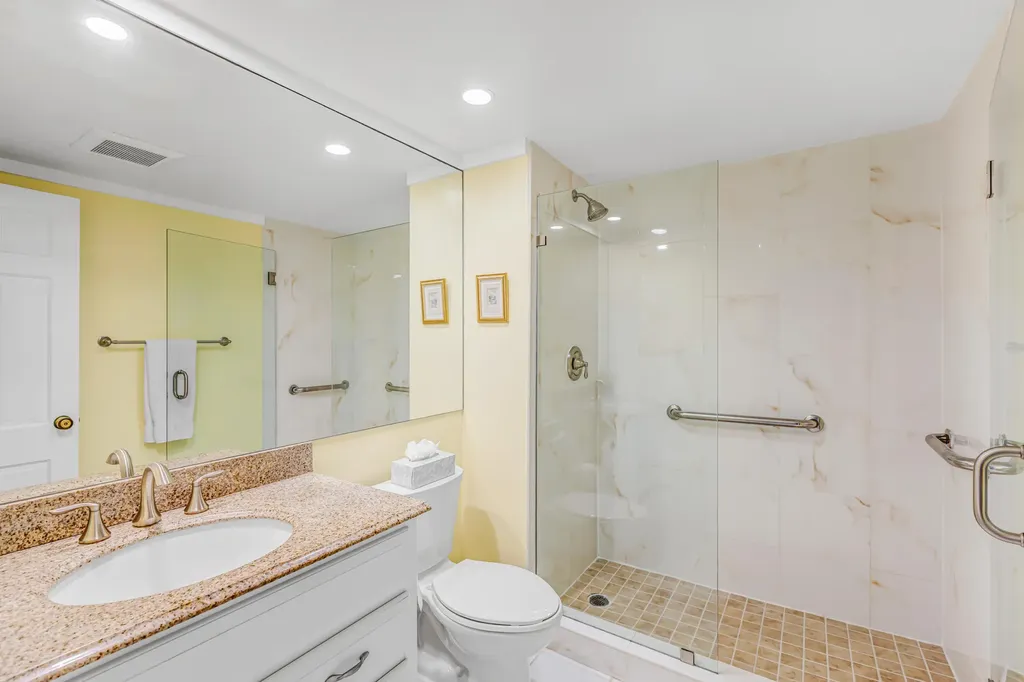 500 Saturn Marco Island FL 34145