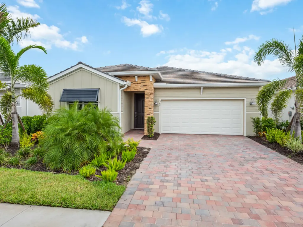 342 Deauville Loop Naples FL 34114