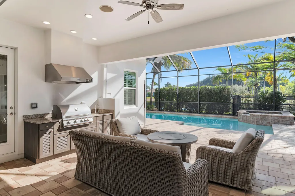 14752 Windward Lane Naples FL 34114