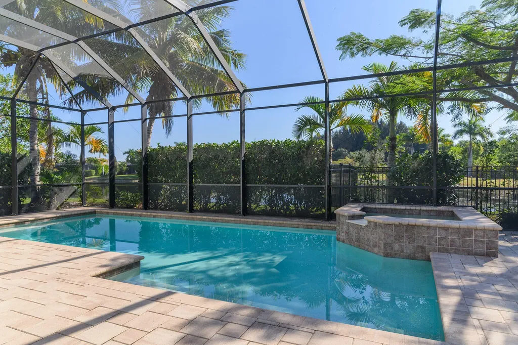 14752 Windward Lane Naples FL 34114