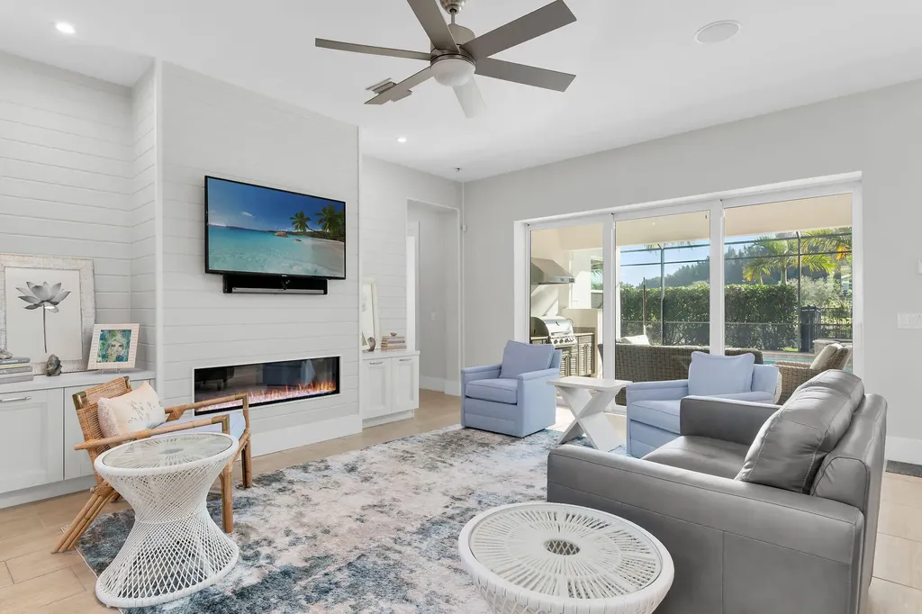 14752 Windward Lane Naples FL 34114