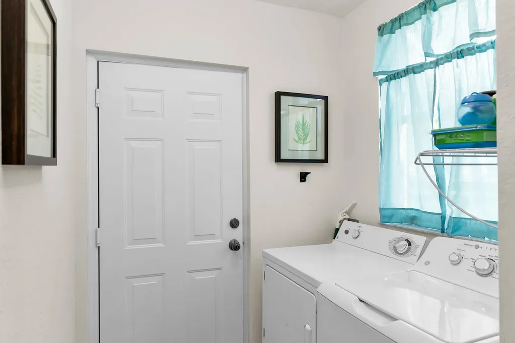 360 Stella Maris Drive N Naples FL 34114