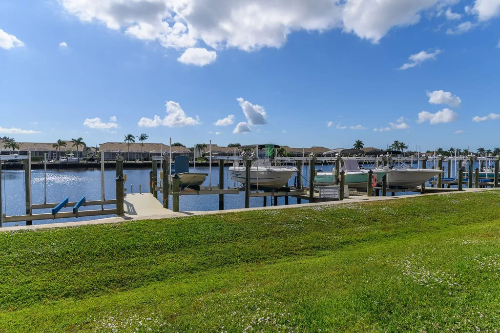 360 Stella Maris Drive N Naples FL 34114