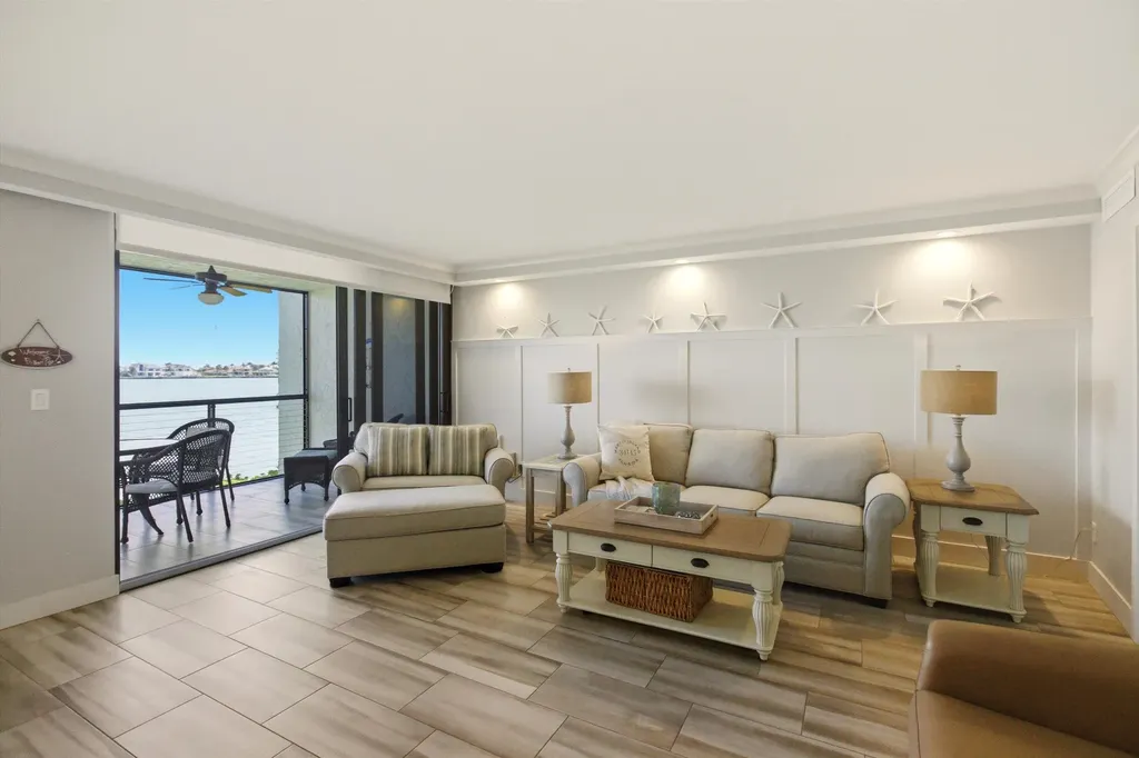 1085 Bald Eagle Drive Marco Island FL 34145